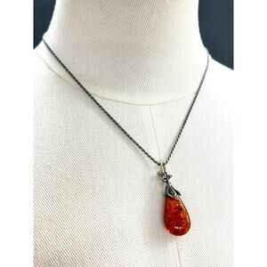 Signed KG Made in Italy Chain Necklace Amber Color Pendant 17 Inch